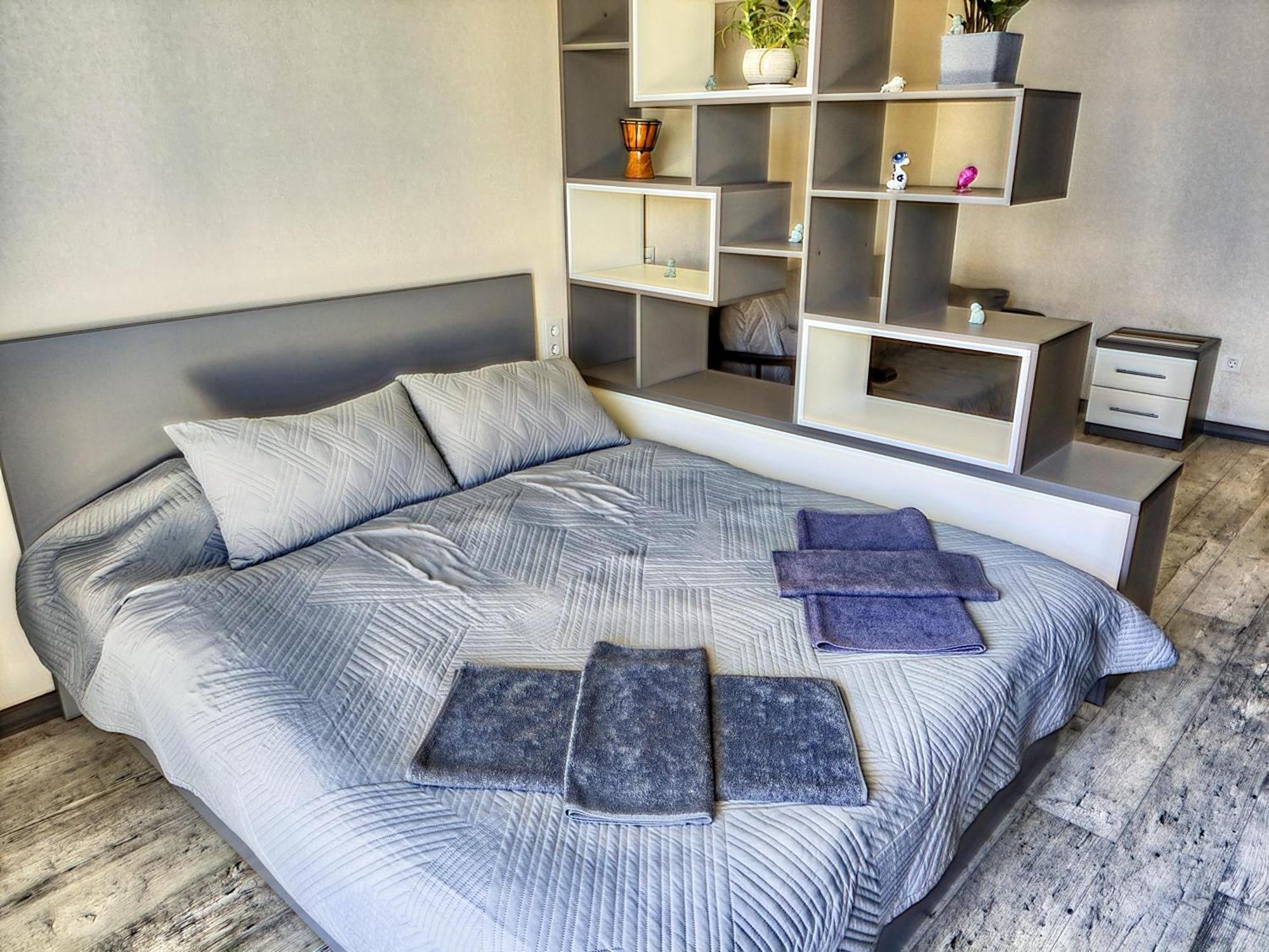 Арт-Де-Львів Appartement Buitenkant foto