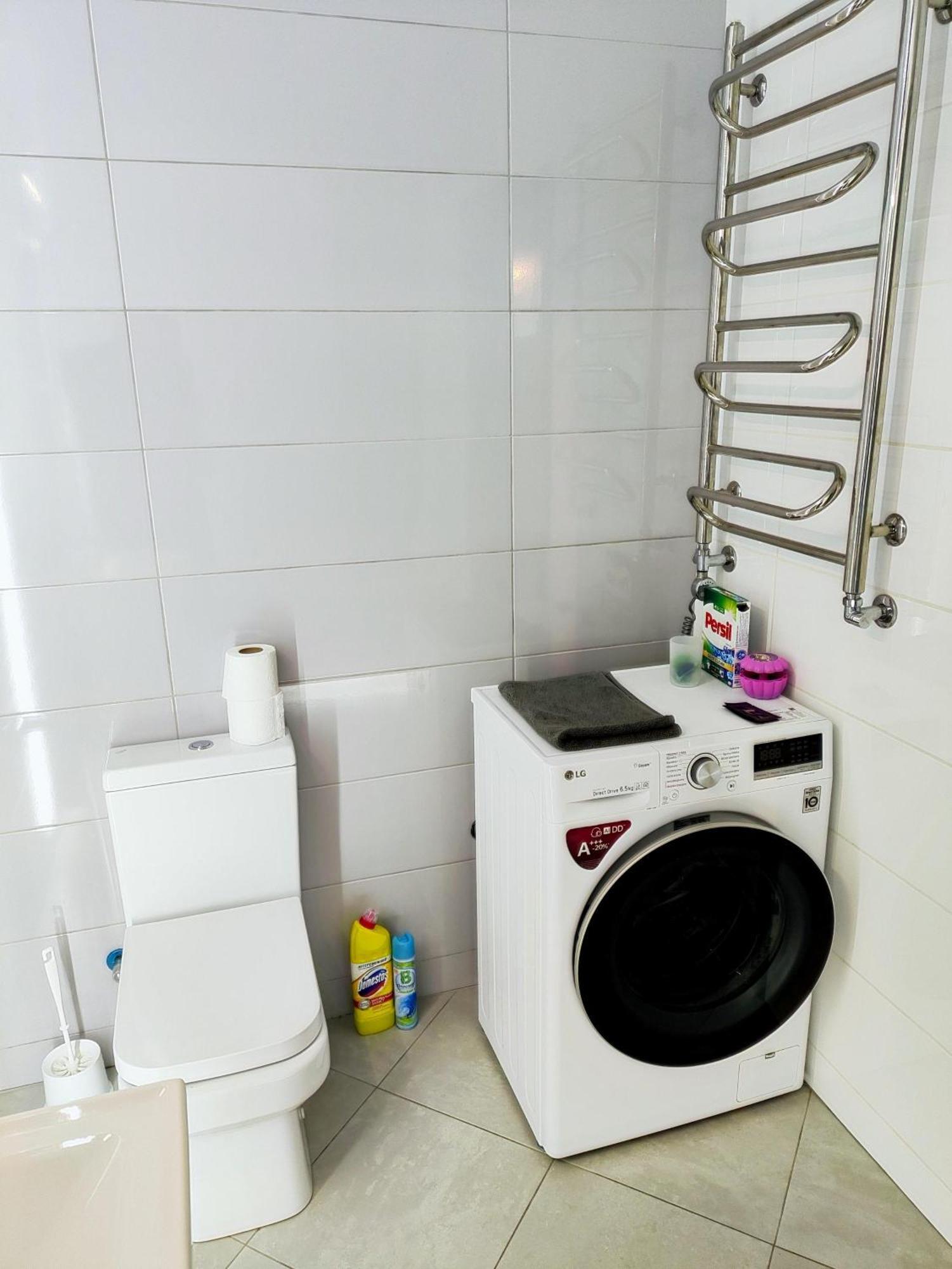 Арт-Де-Львів Appartement Buitenkant foto